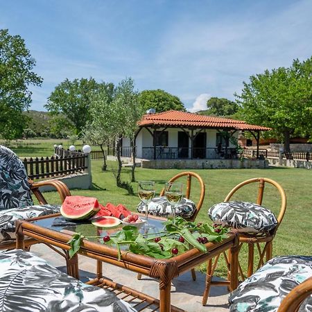 Apartamento Exochiko Kalamitsi Exterior foto