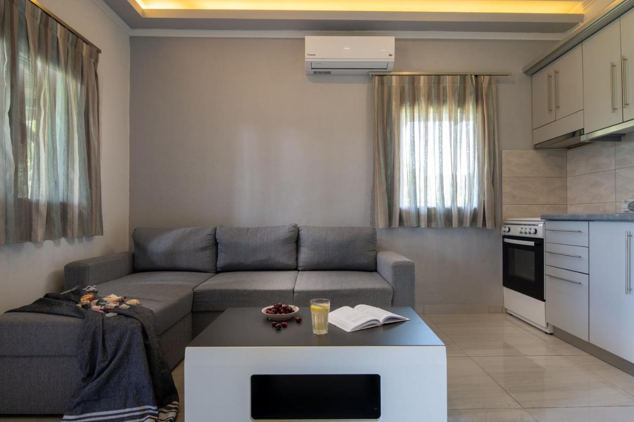 Apartamento Exochiko Kalamitsi Exterior foto
